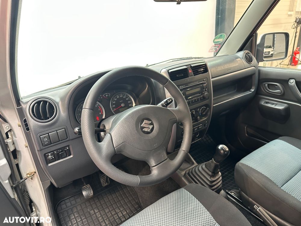 Suzuki Jimny - 10