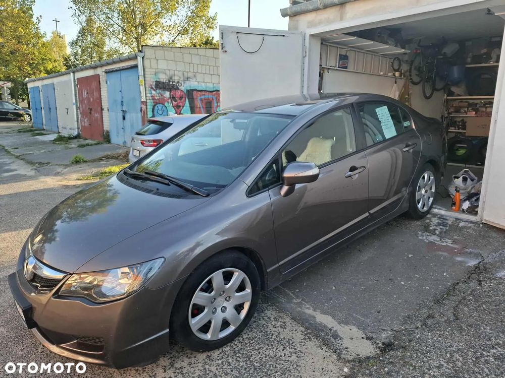 Honda Civic 1.8 Comfort - 1