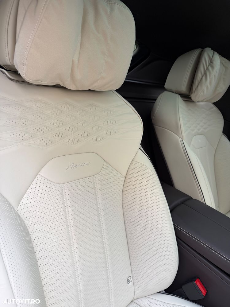 Bentley Bentayga - 12