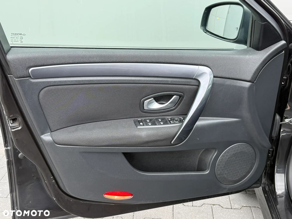 Renault Laguna - 9