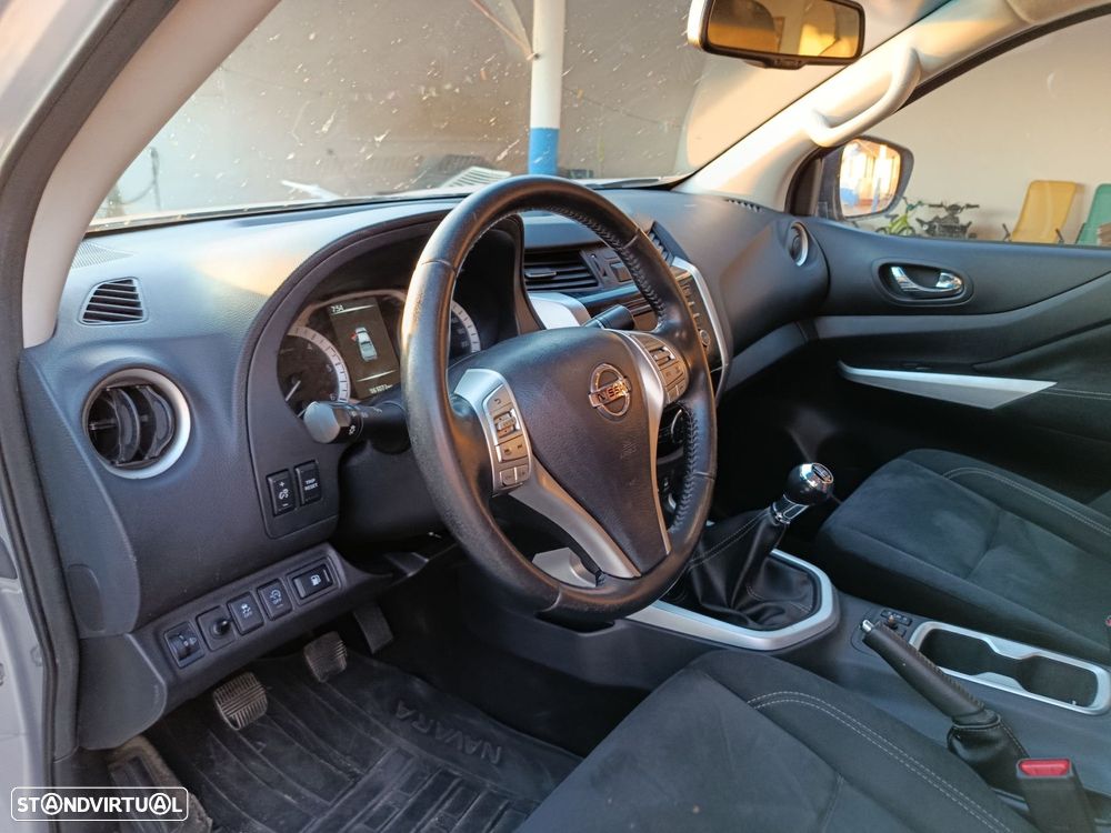 Nissan Navara 2.3 dCi CD 4WD N-Connecta - 9