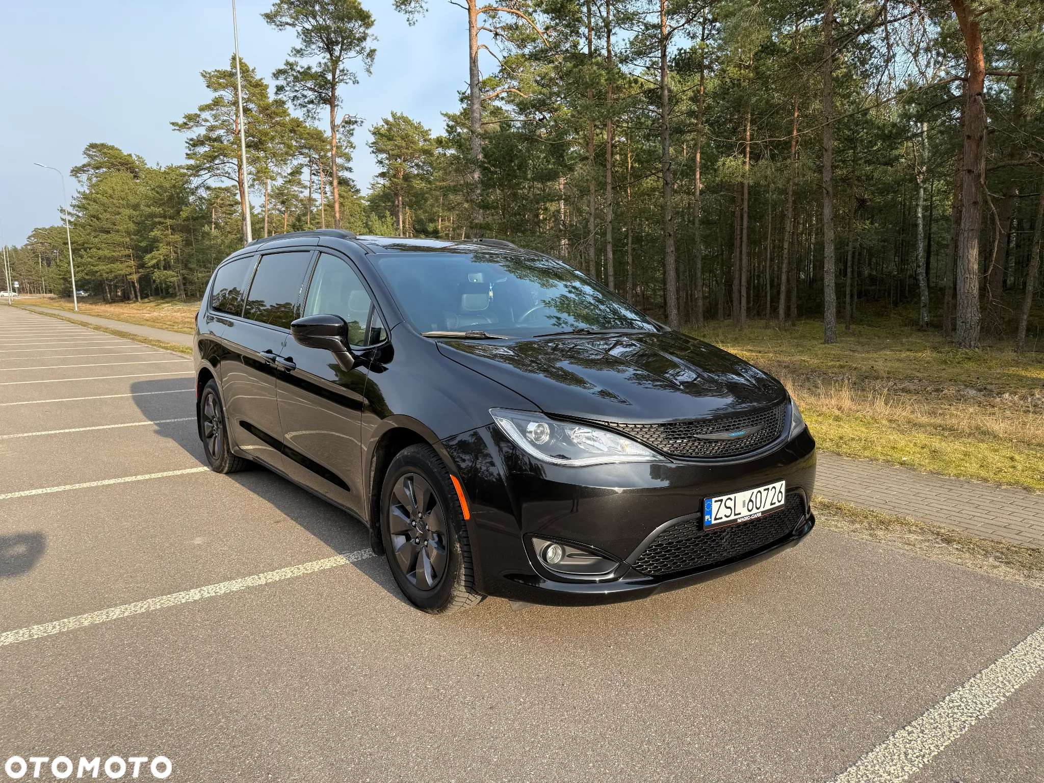 Chrysler Pacifica - 8