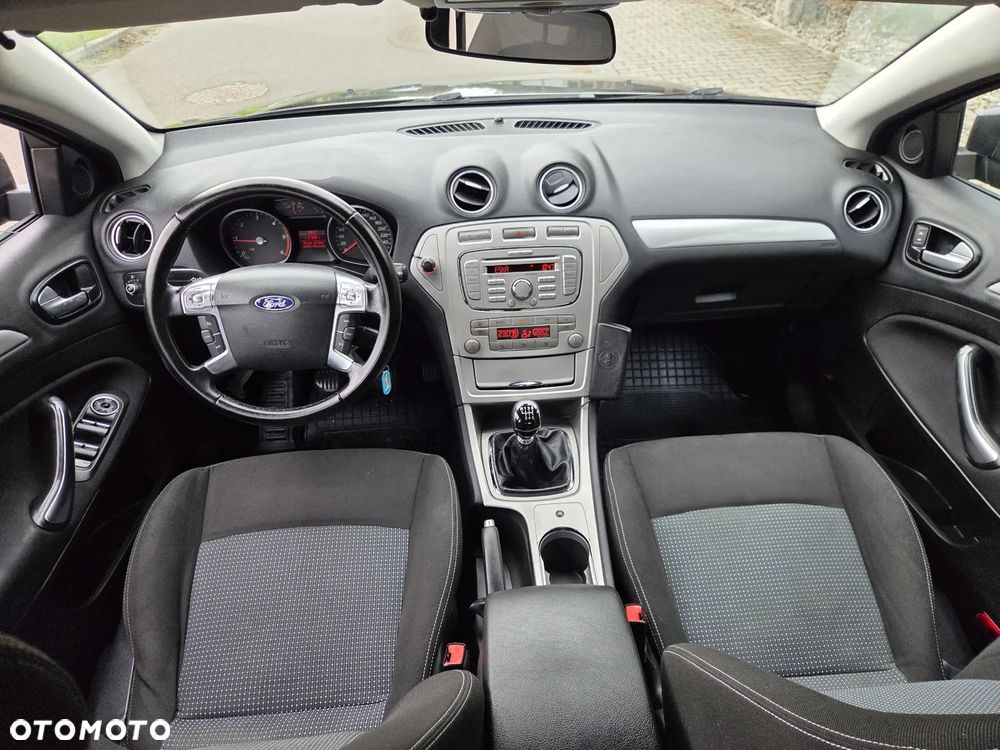 Ford Mondeo - 6