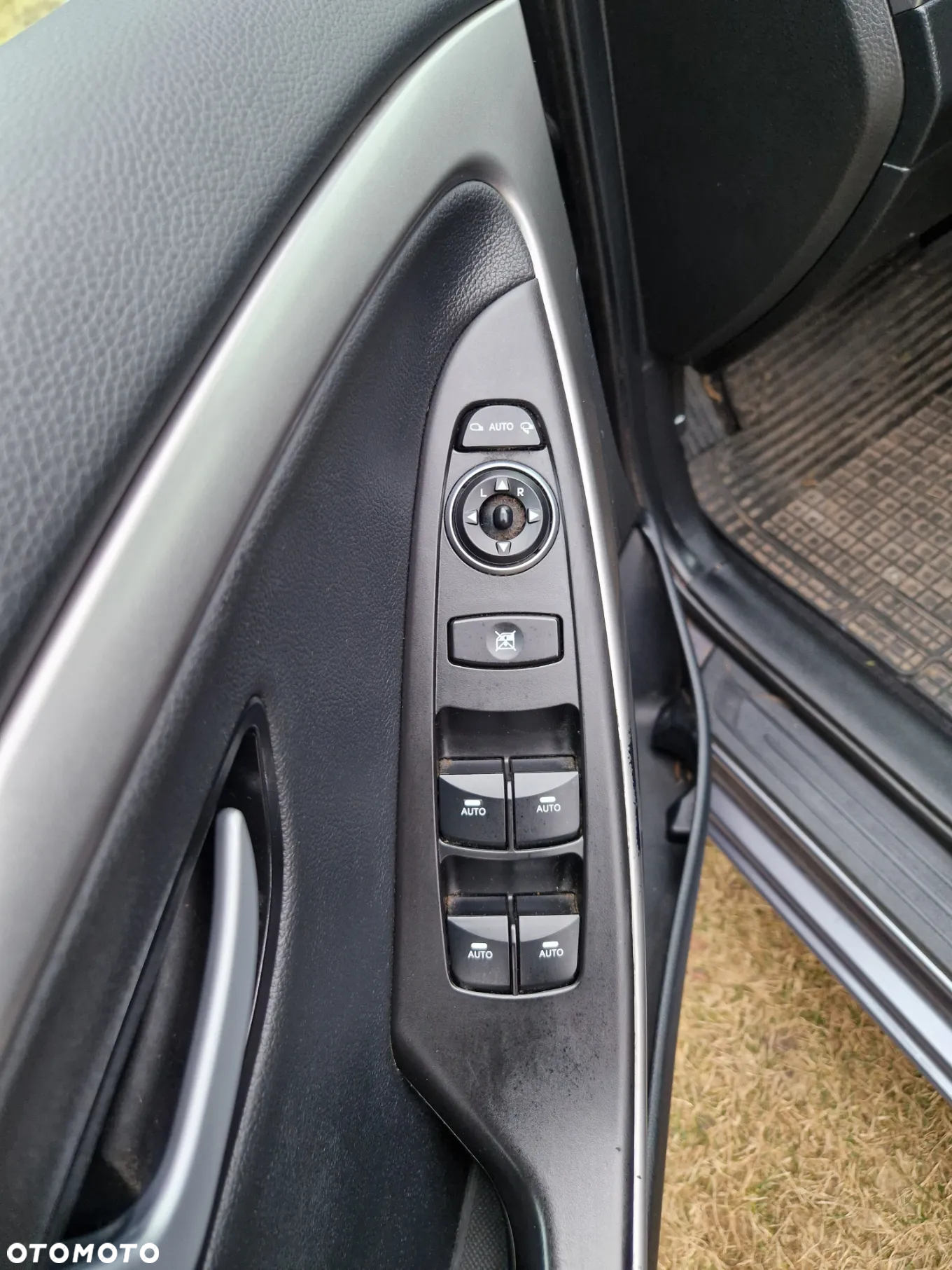 Hyundai i30 blue Kombi 1.6 CRDi DCT Premium - 12