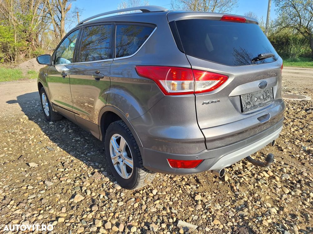 Ford Kuga 2.0 TDCi 4x4 Trend - 4