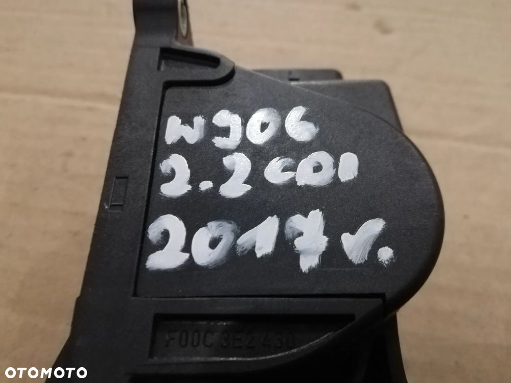 Pedał gazu Mercedes-Benz Sprinter W906 0280755025 - 3