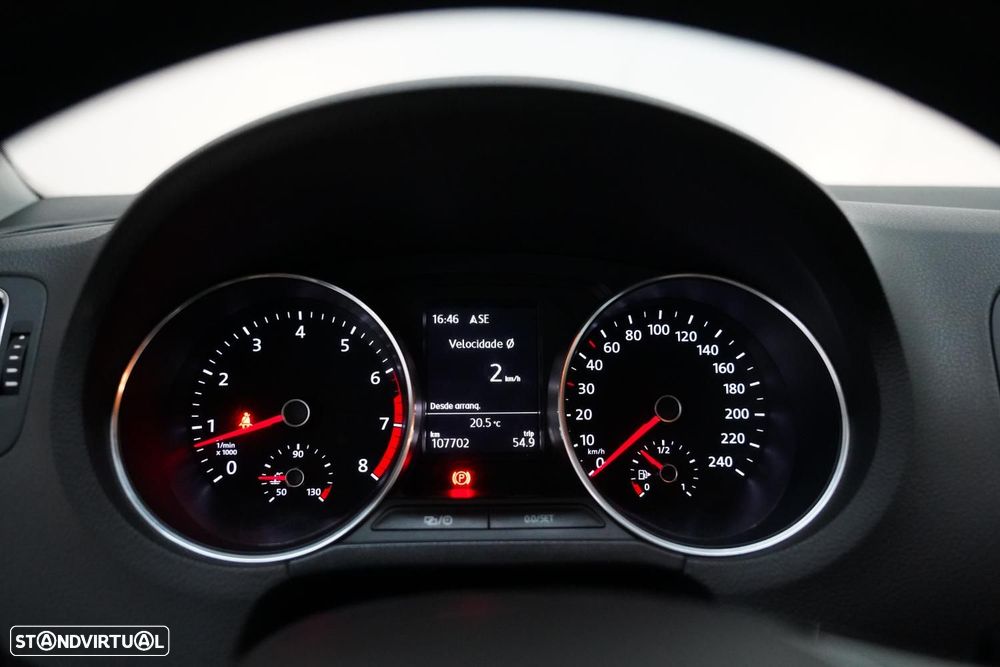 VW Polo 1.2 TSi Confortline Nav - 9