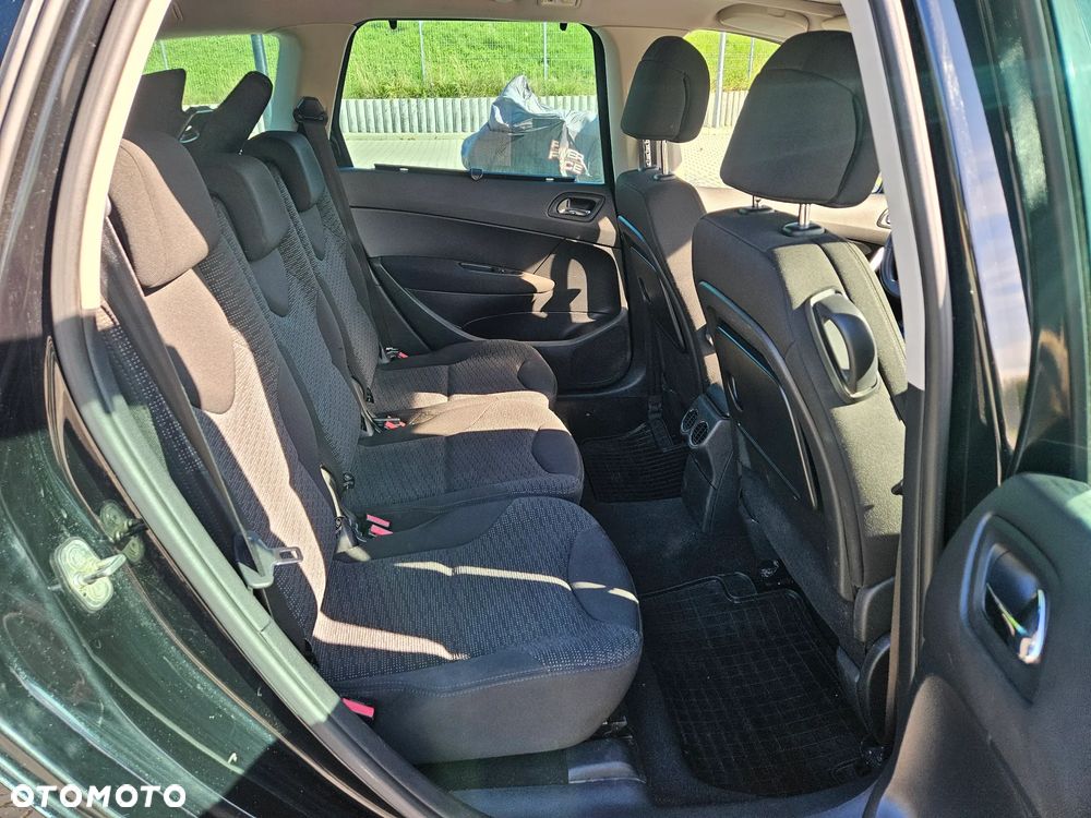 Peugeot 308 1.6 Premium - 14