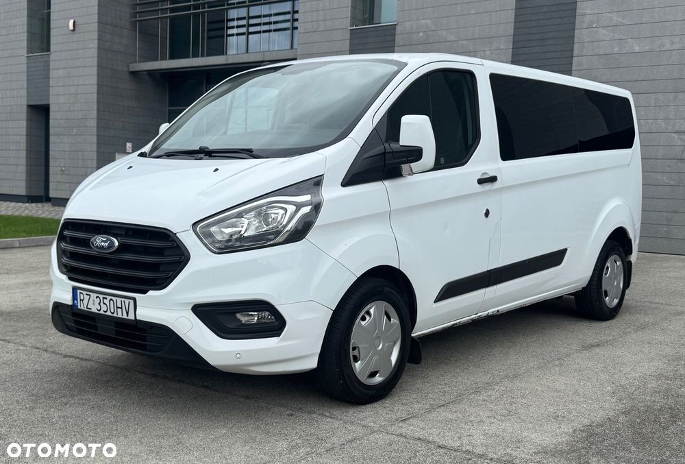 Ford Transit Custom 310 L2H1 Limited - 1