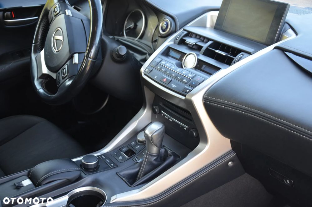Lexus NX - 15