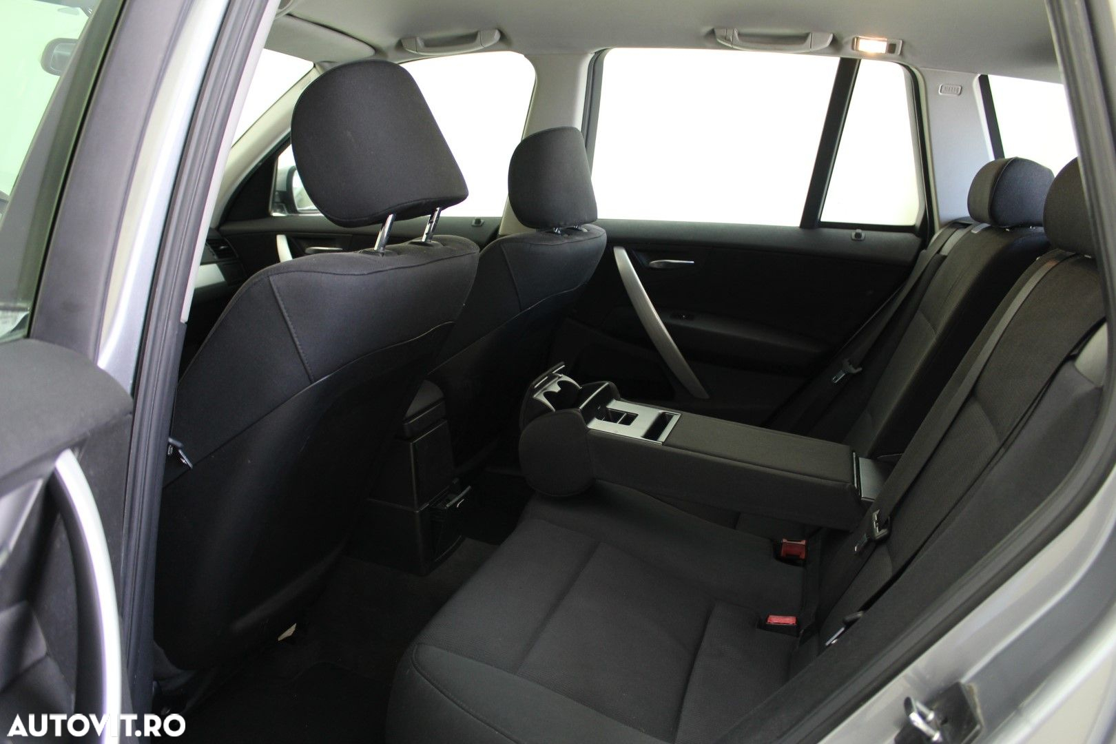 BMW X3 2.0d - 9