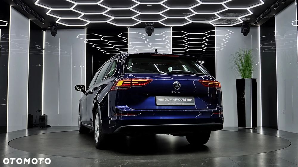 Volkswagen Golf VIII 2.0 TDI Life - 6