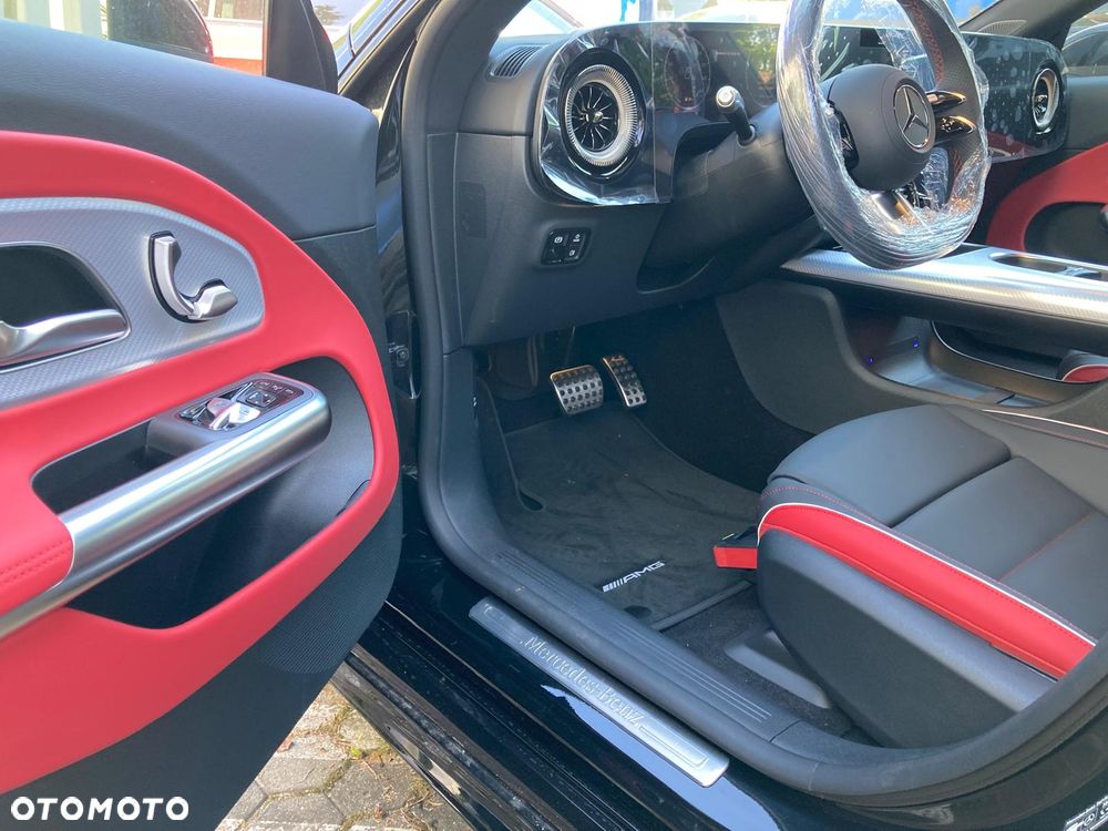 Mercedes-Benz CLA - 20
