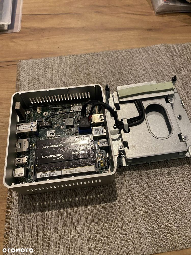 Mikrokomputer Mini PC Intel NUC5i5RYH - 4
