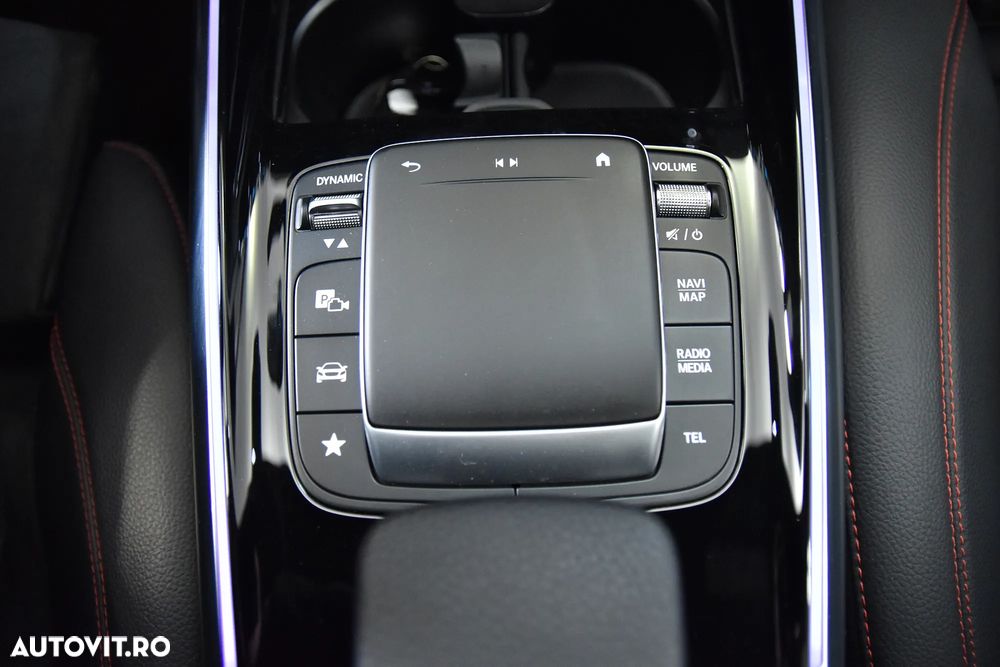 Mercedes-Benz GLA 250 4MATIC 8G-DCT Edition AMG Line - 17