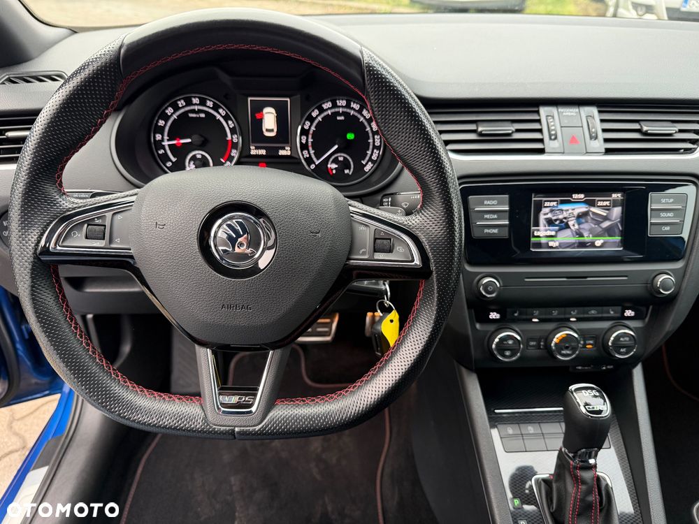 Skoda Octavia 2.0 TDI DSG RS - 34