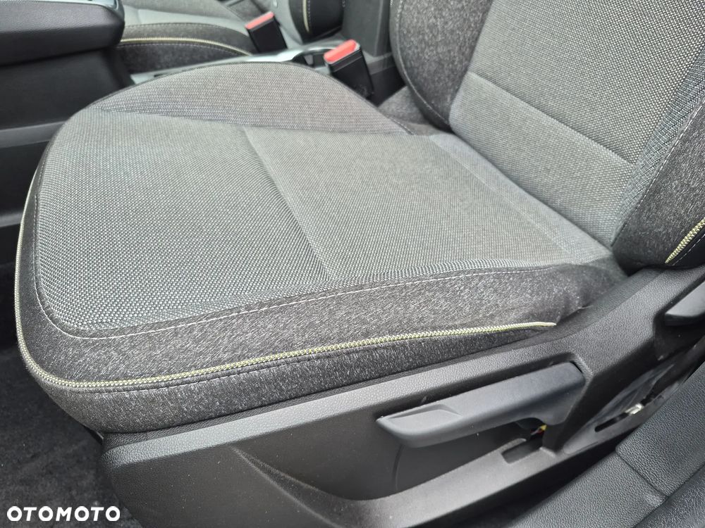 Renault Captur 1.0 TCe Techno - 12