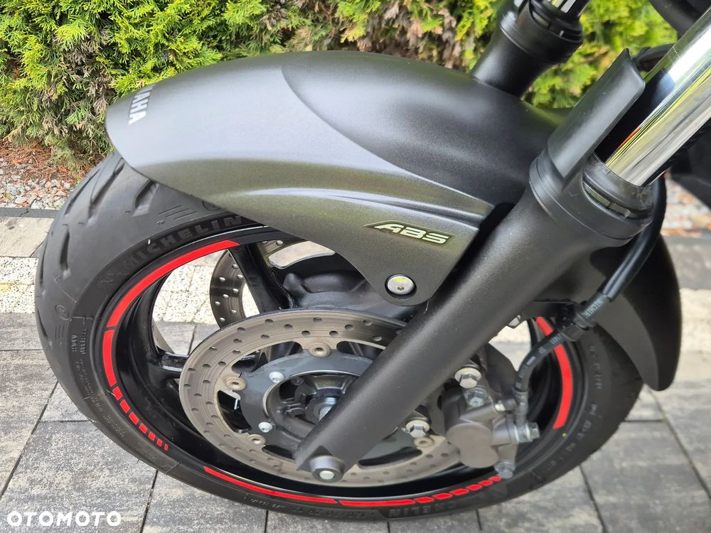 Yamaha XJ - 28