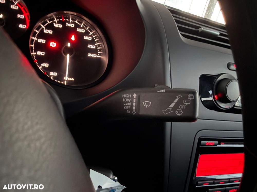 Seat Leon 1.2 TSI Ecomotive Reference - 11
