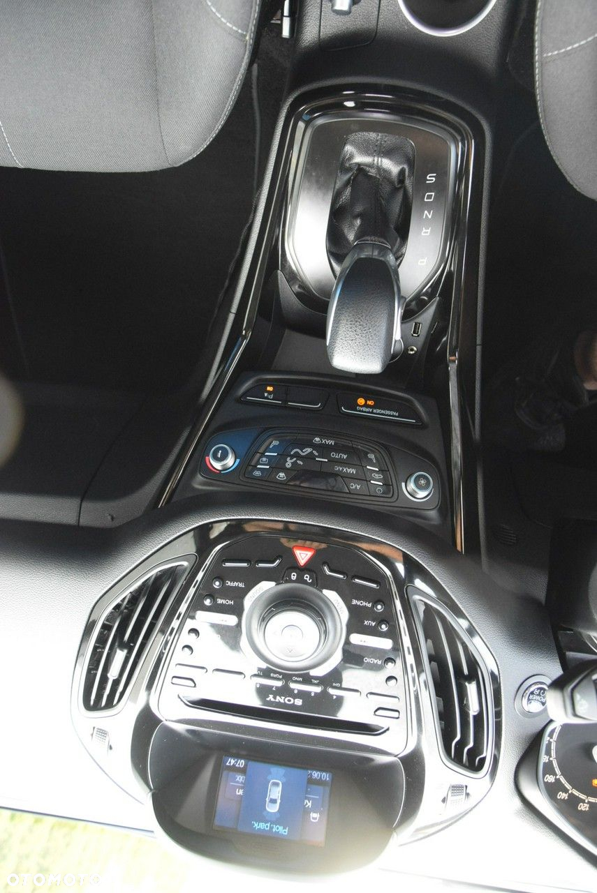 Ford B-MAX 1.6 Titanium - 34