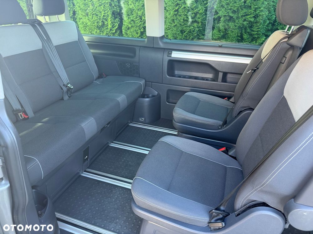 Volkswagen Multivan - 8