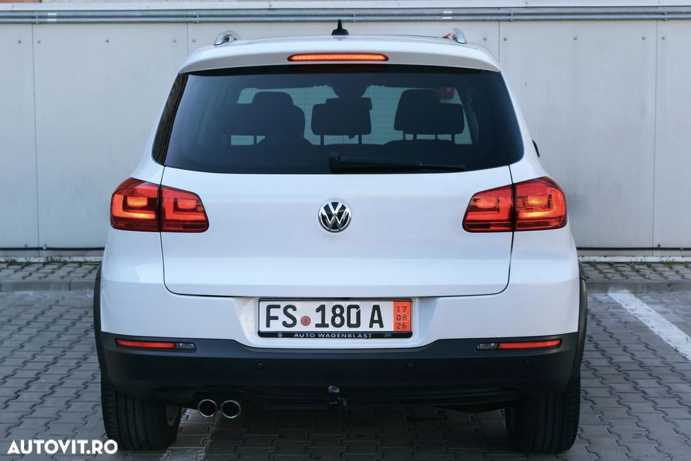 Volkswagen Tiguan 2.0 TDI DPF 4Motion BlueMotion Technology DSG Exclusive - 22