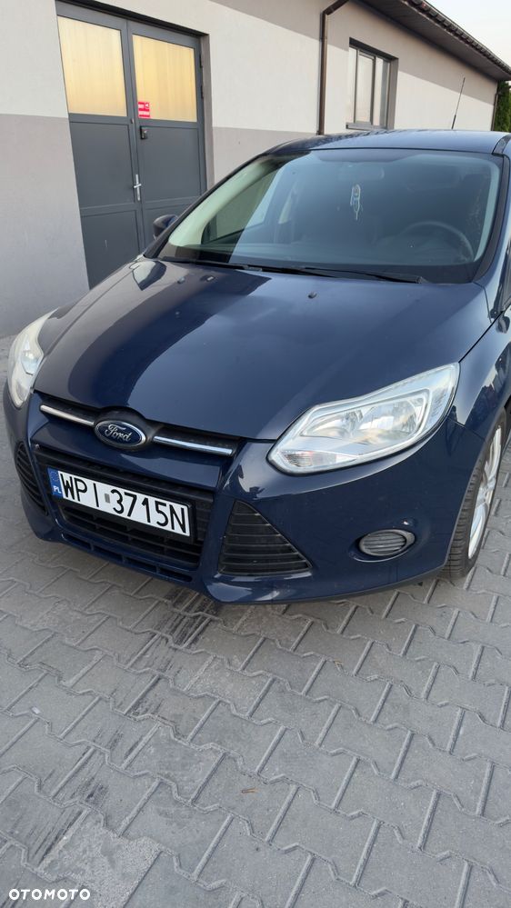 Ford Focus 1.6 Trend - 4