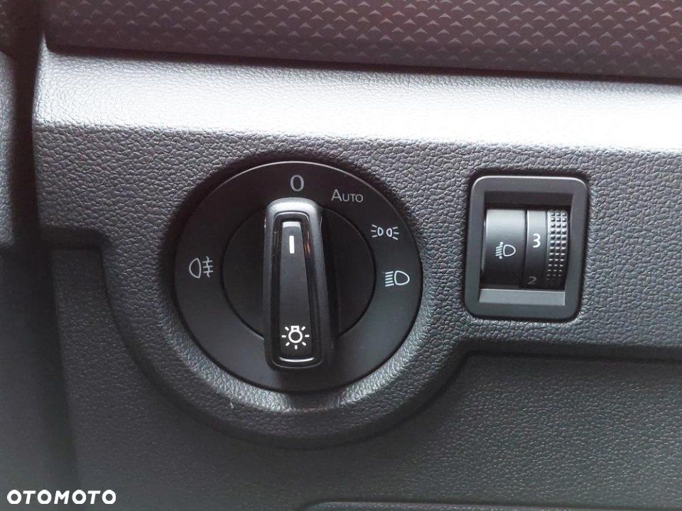 Volkswagen T-Cross - 16