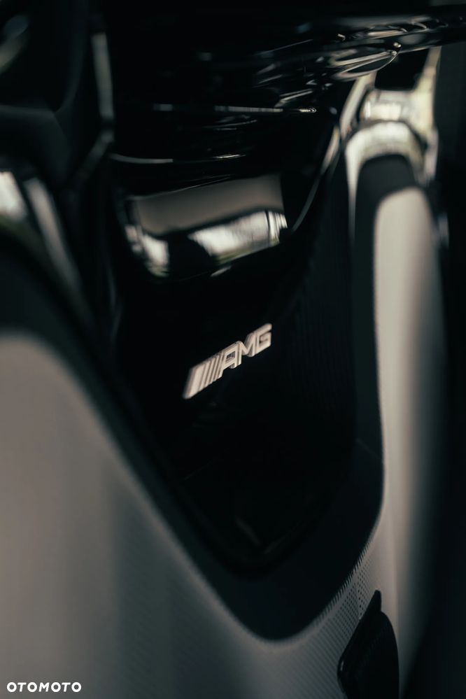 Mercedes-Benz SL - 24