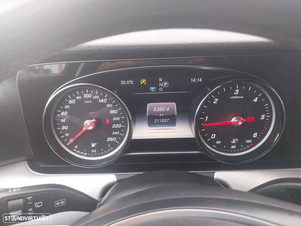 Mercedes-Benz E 220 d T 9G-TRONIC Avantgarde - 12