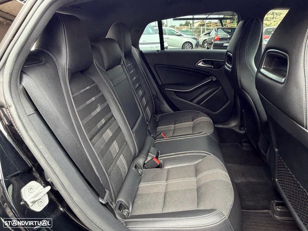 Mercedes-Benz CLA 180 d 7G-DCT Urban - 12