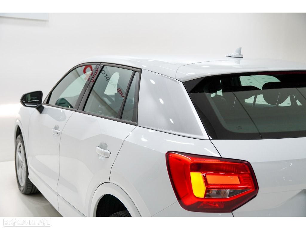 Audi Q2 1.6 TDI S-line - 10
