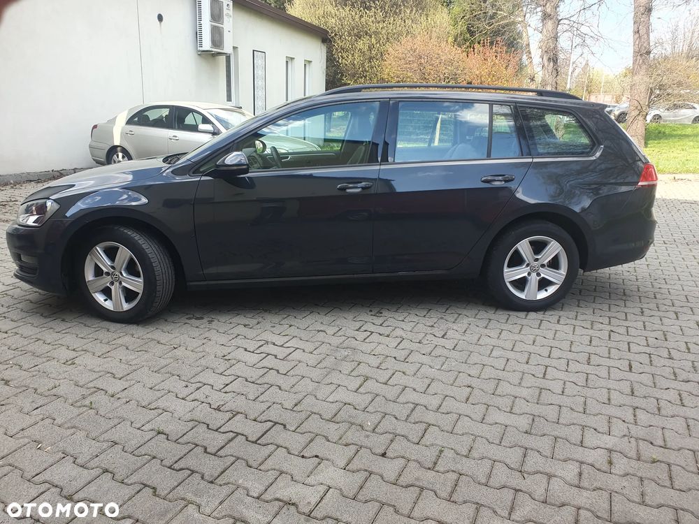 Volkswagen Golf 1.6 TDI BlueMotion Technology Lounge - 6