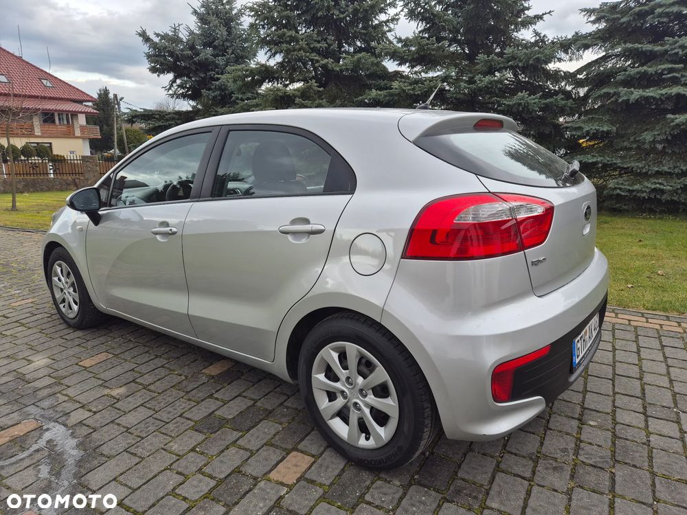 Kia Rio 1.2 Attract - 7