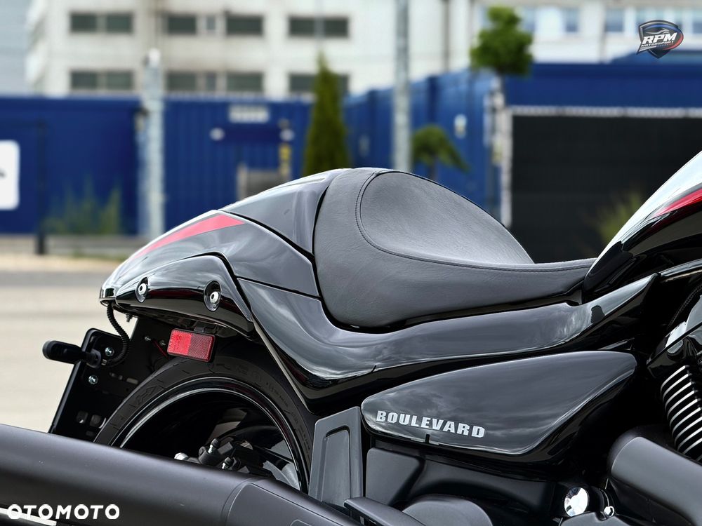 Suzuki Boulevard - 28