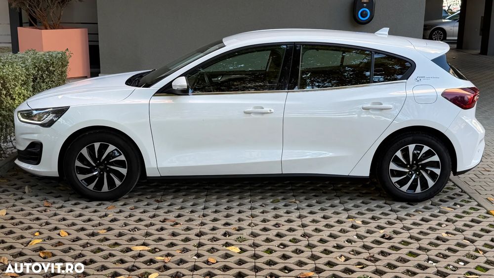 Ford Focus 1.0 EcoBoost Titanium - 5