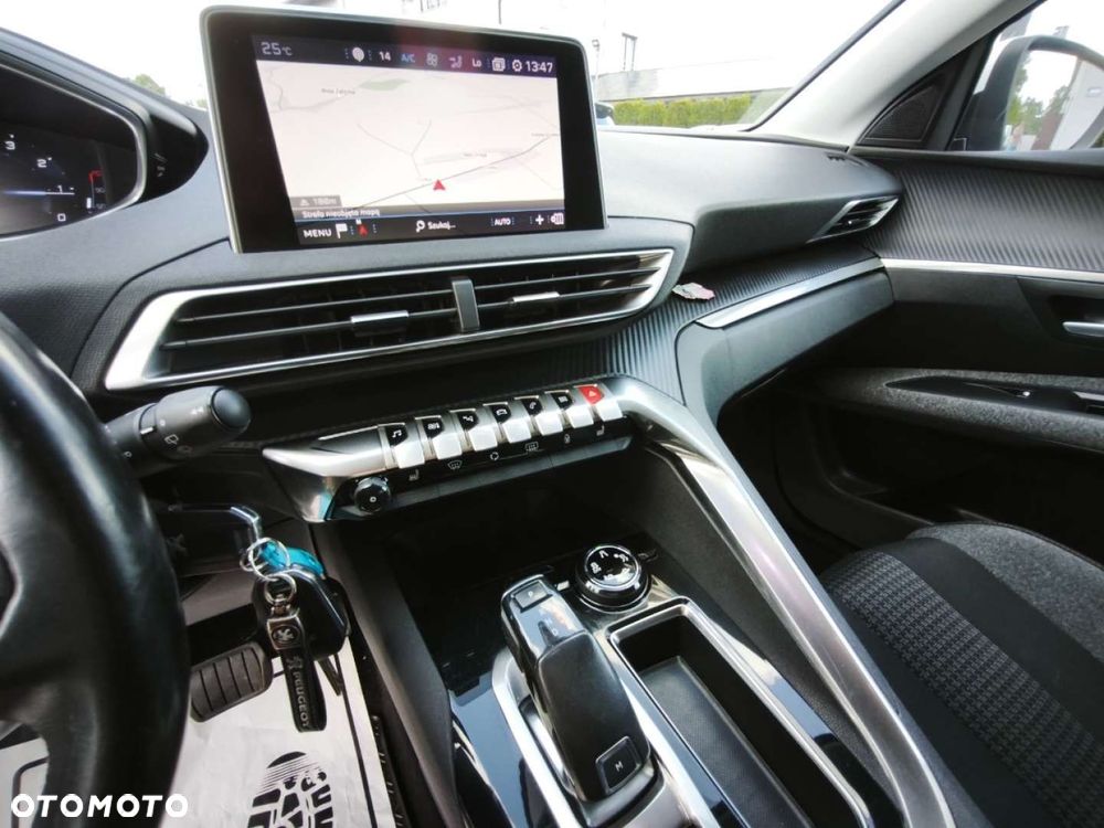 Peugeot 5008 - 10