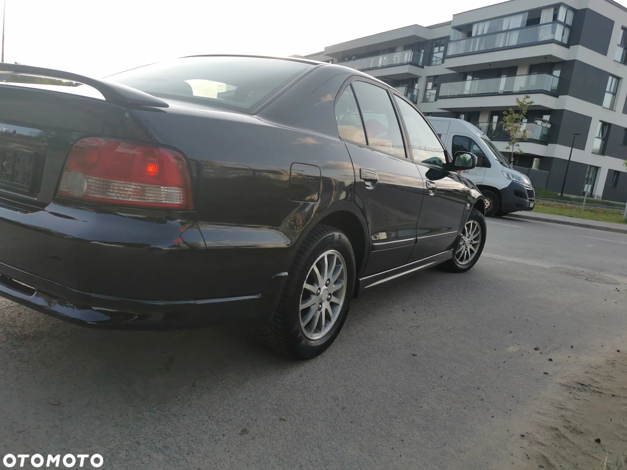 Mitsubishi Galant - 9