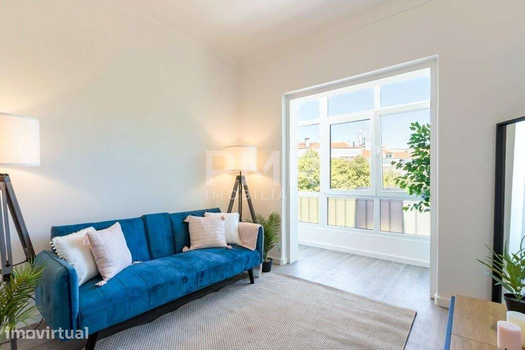 Apartamento T2 totalmente remodelado, em Almada - Grande imagem: 2/18