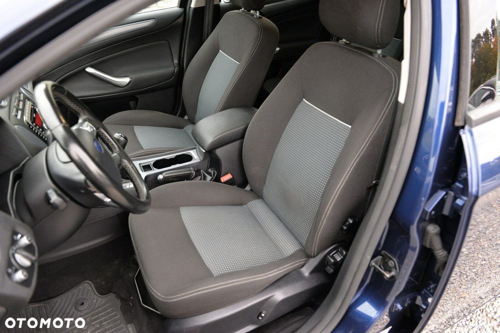 Ford Mondeo 2.0 Silver X - 9