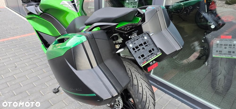 Kawasaki Ninja 1000 SX - 39