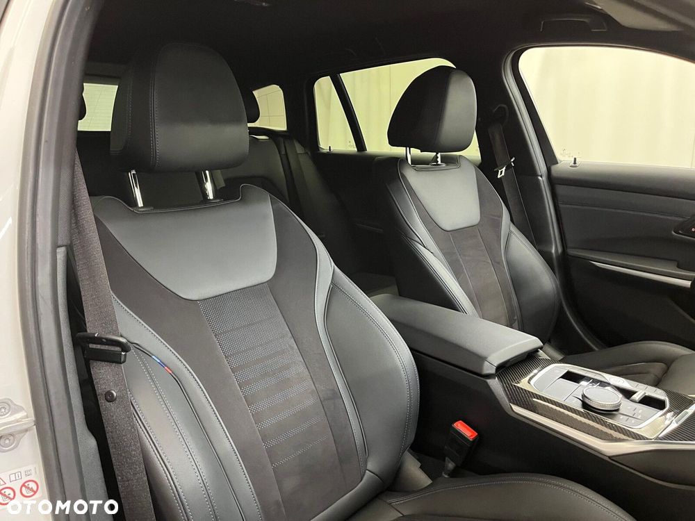 BMW Seria 3 320d xDrive mHEV M Sport - 41