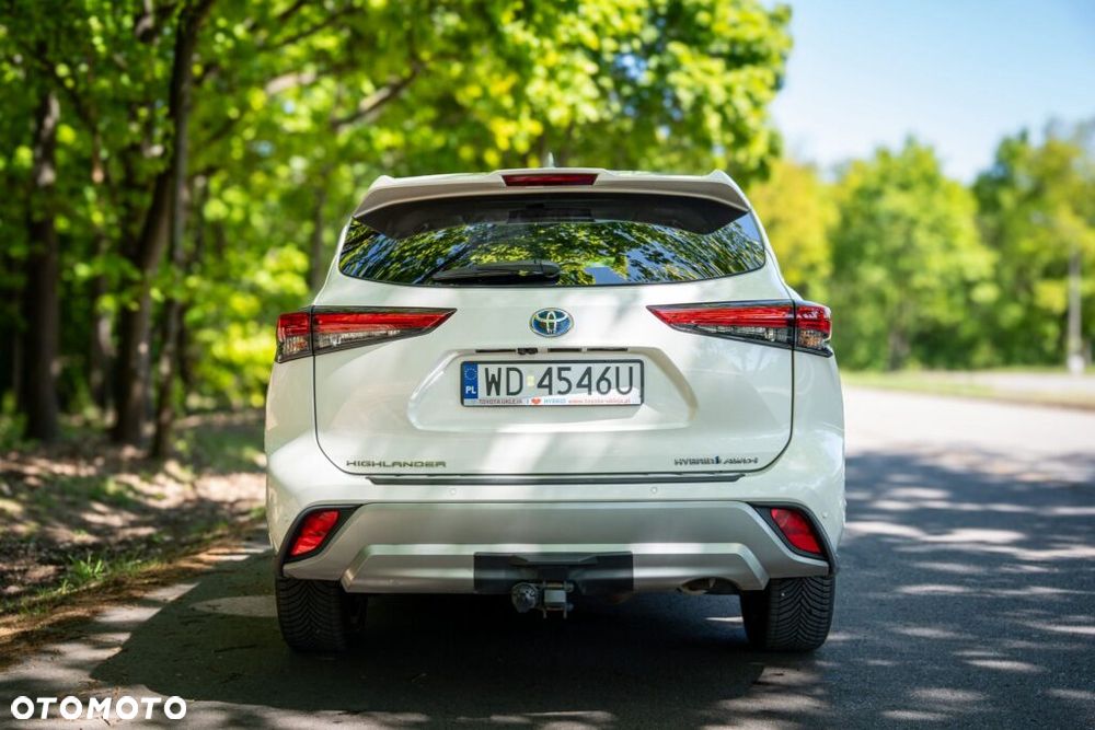 Toyota Highlander 2.5 Hybrid Executive - 23