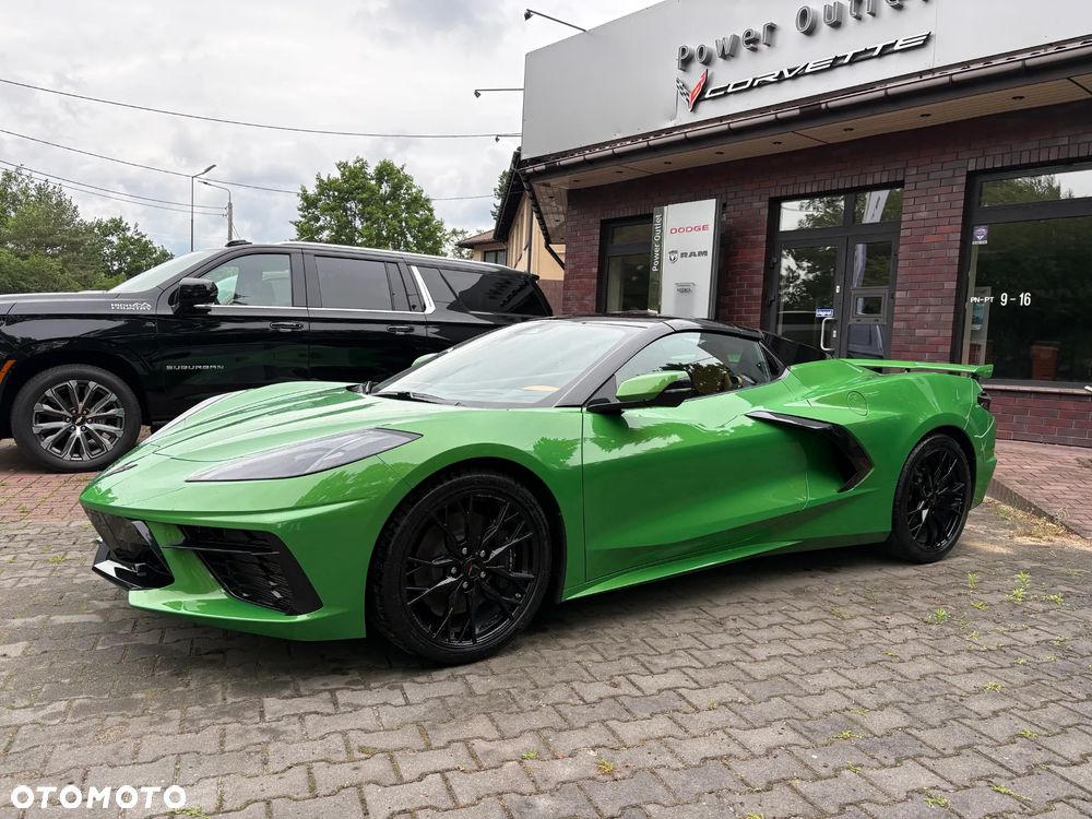 Chevrolet Corvette - 11