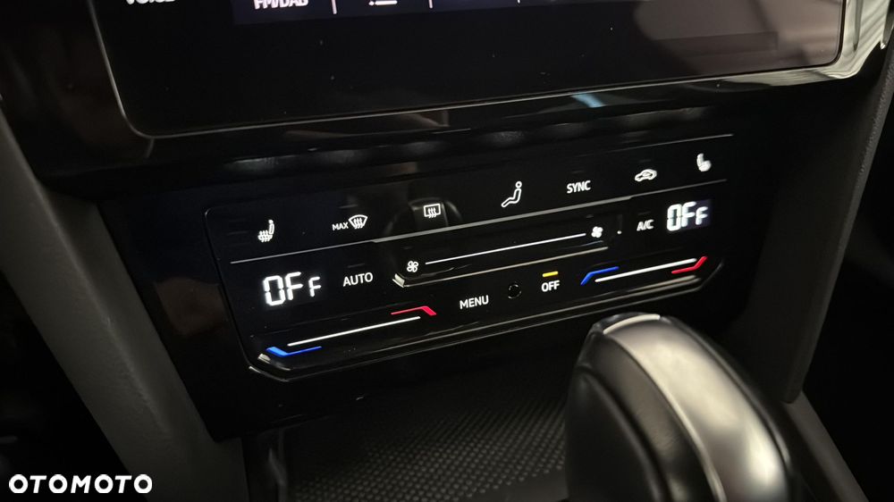 Volkswagen Passat 2.0 TDI EVO Business DSG - 23