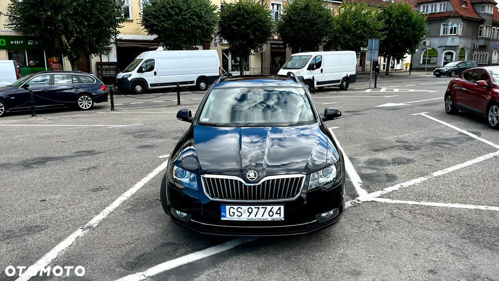 Skoda Superb 2.0 TDI Elegance DSG - 1