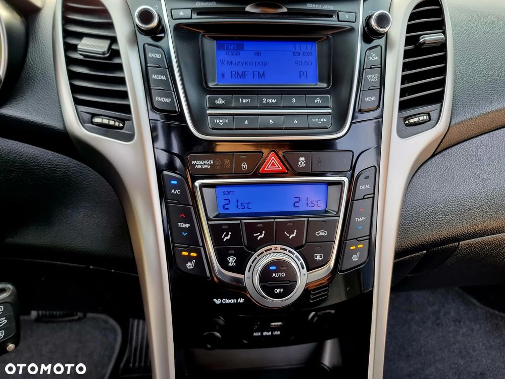 Hyundai i30 Kombi 1.6 GDi DCT Style - 19