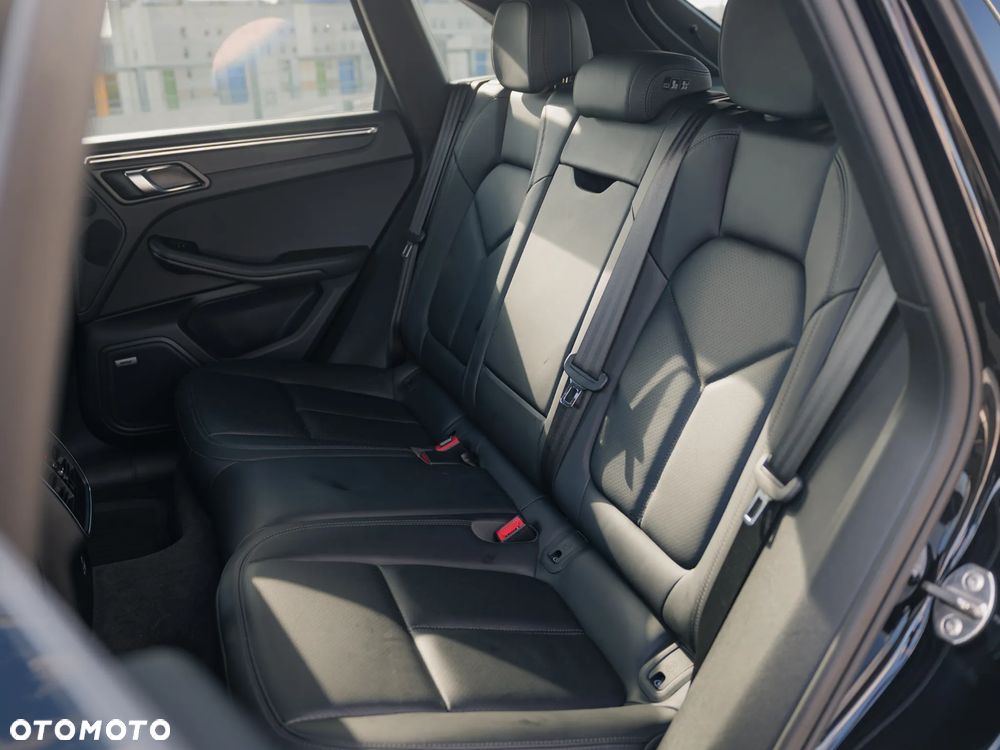 Porsche Macan - 18