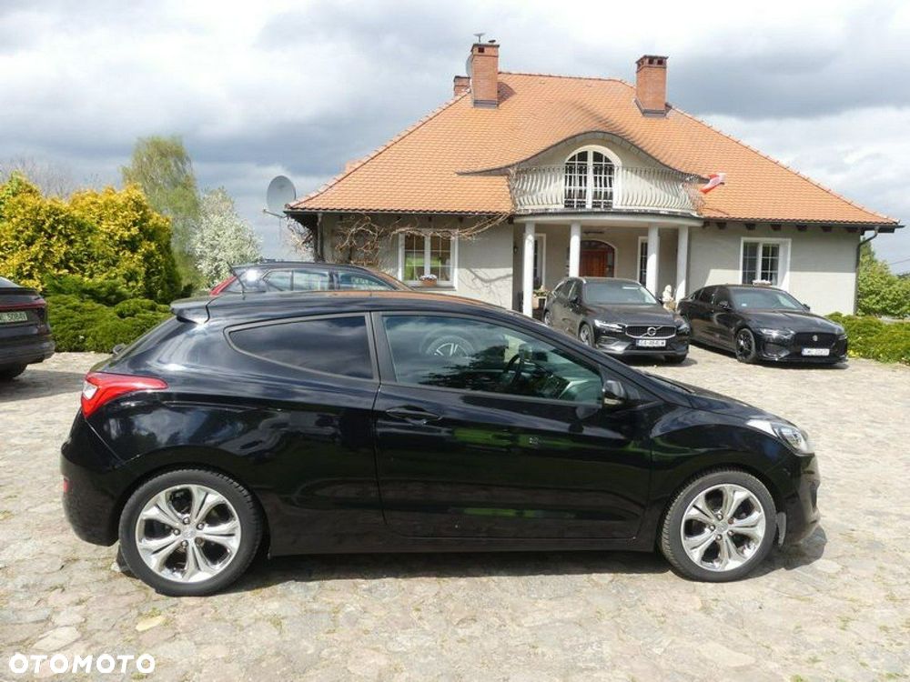 Hyundai i30 1.6 CRDi Premium - 16