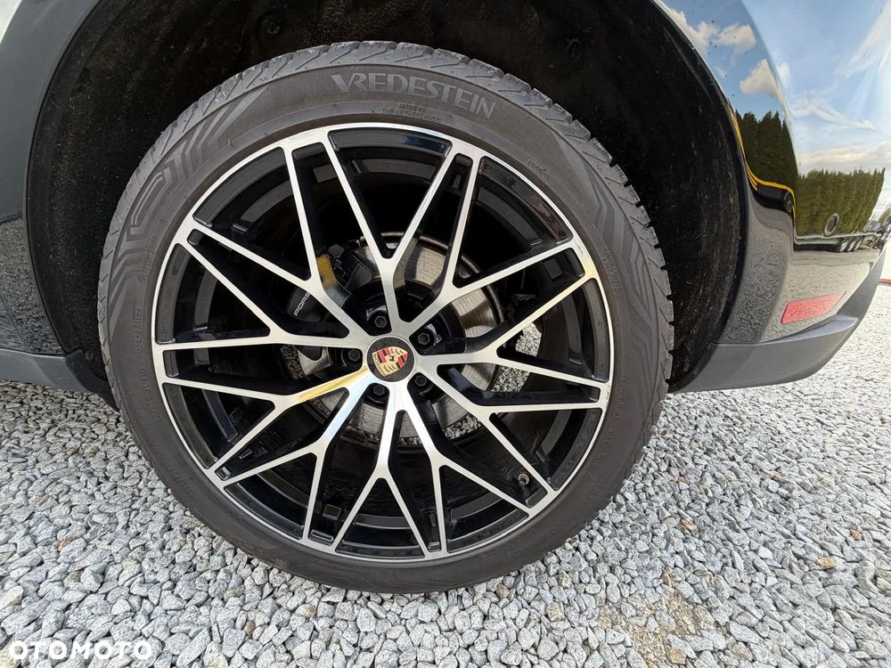 Porsche Macan T - 16